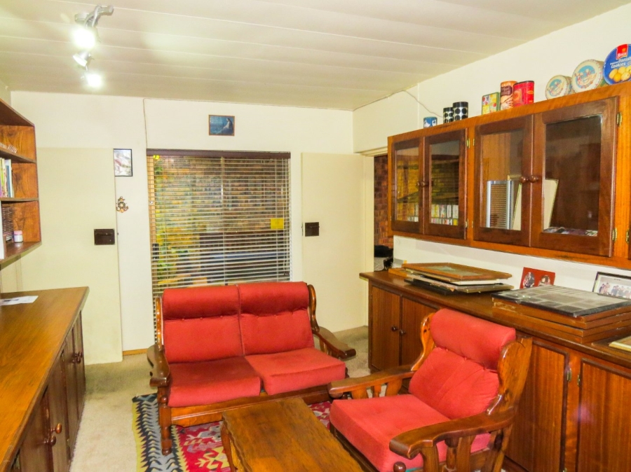 4 Bedroom Property for Sale in Heuwelsig Free State